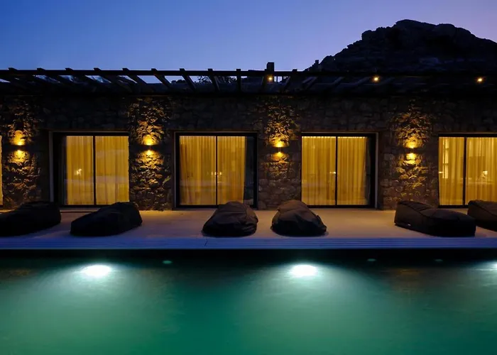 Christy Villa Pszarú